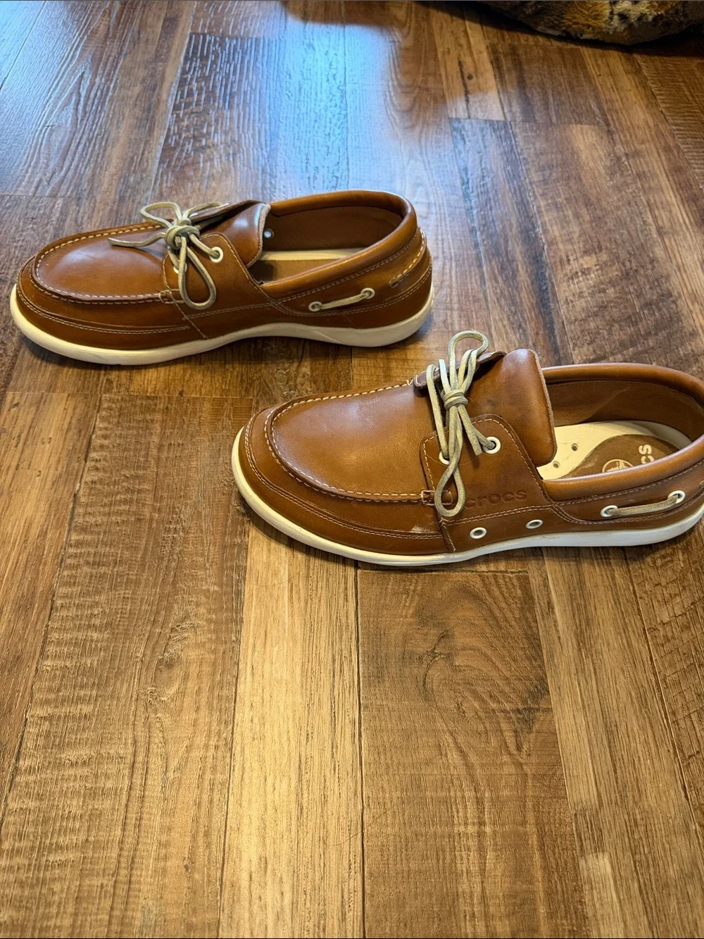 CROCS Men’s Tan Brown Leather Boat Shoes with White Laces